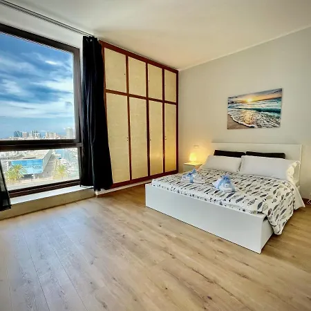 Apartament Dimora Sottoripa 87b Di Fronte All'acquario - Genovabnb It *